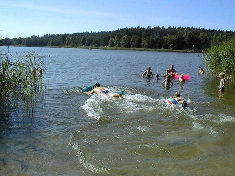 Finnhaussiedlung Am Garder See Lohmen  Exteriör bild